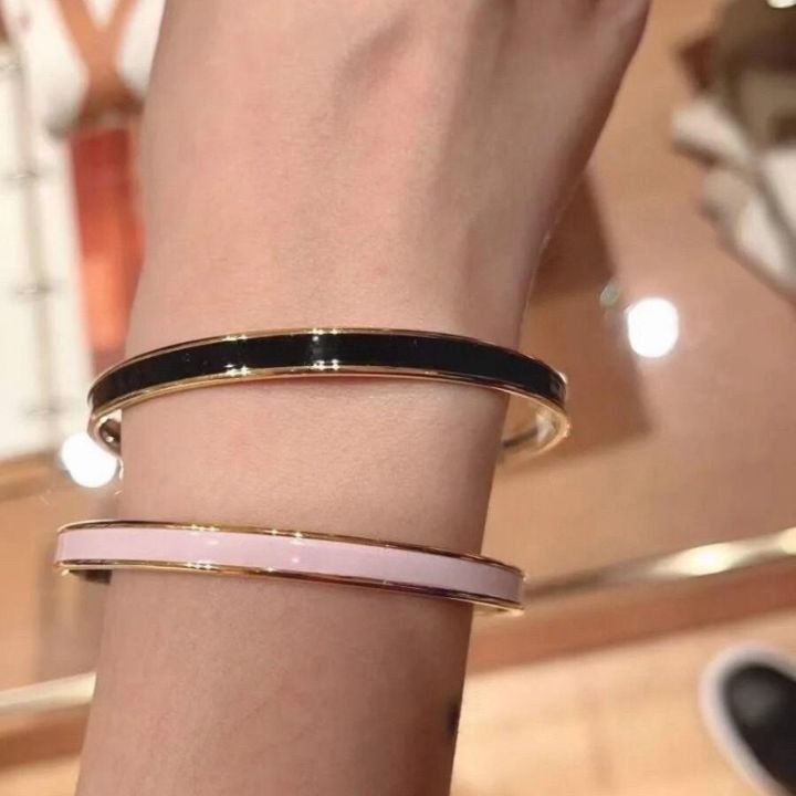 H%20Aijia%20Xiaohongshu%20recommends%20enamel%20round%20letters%20epoxy%20glue%20color%20plain%20circle%20titanium%20steel%20bracelet%20wholesale%20cross-border%20e-commerce%20-%20Image%204