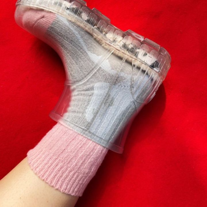 Transparent%20Rain%20Boots%20Crystal%20Shoes%20Women's%20New%20Transparent%20Boots%20Summer%20Rain%20Boots%20Jelly%20Women's%20Waterproof%20Rain%20Shoesins%20-%20Image%206