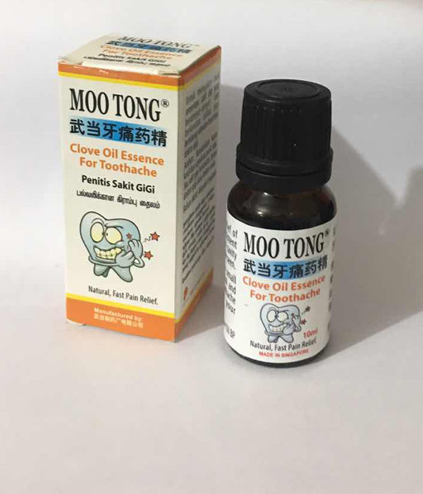 Moo%20Tong%20Clove%20Oil%20Essence%20for%20Toothache/%20Tooth%20Pain%20-%2010ml%20-%20Image%204