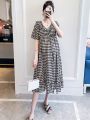 insWestern Style Summer Maternity Dress Loose Slimming Plaid Skirt Summer Fashionable Long Summer Maternity Dress.