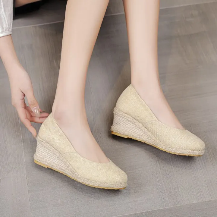 2024%20Slope%20Spring%20and%20Autumn%20New%20Shallow%20Mouth%20Korean%20High%20Heel%20Women's%20Nurse%20Pointed%20Grass%20Knitted%20Single%20Shoes%20for%20Women%20-%20Image%202