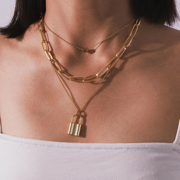 Retro%20Multi-layer%20Geometric%20Lock-Shaped%20Love%20Necklace%20European%20and%20American%20Punk%20Exaggerated%20Thick%20Chain%20Hip-Hop%20Pendant%20Necklace%20for%20Women%20Ladies%20-%20Image%202