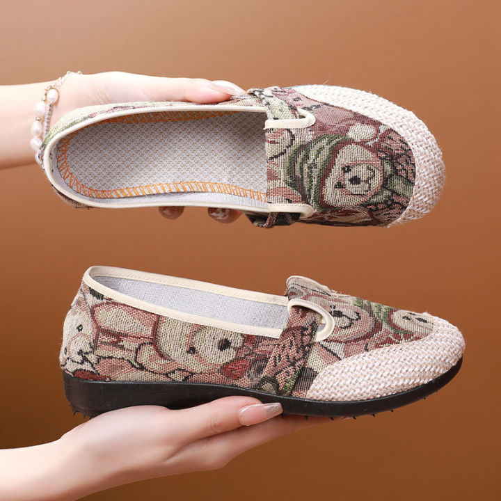 Canvas%20Fisherman%20Women's%20Shoes%20Ethnic%20Style%20Old%20Beijing%20Cloth%20Shoes%20Linen%20Flat%20Low-Cut%20Slip-on%20Mother%20Shoes%20Peas%20Shoes%20-%20Image%207