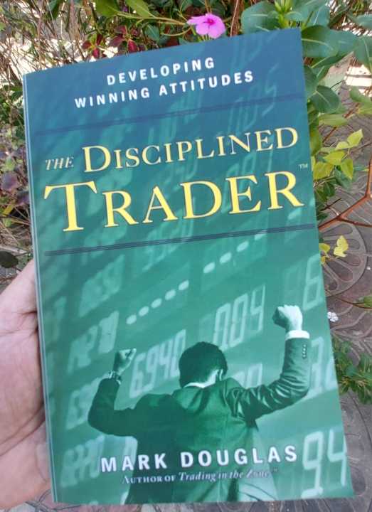 The%20Disciplined%20Trader:%20Developing%20Winning%20Attitudes%20by%20Mark%20Douglas%20-%20Image%202