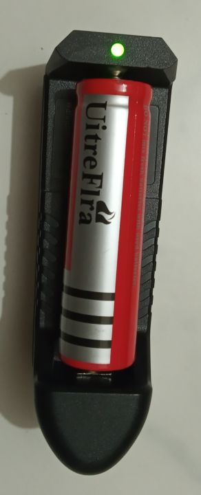 3.7V%20Universal%20BATTERY%20CHARGER,%20Laser%20Light%20battery%20charger,%20Toy%20battery%20charger,%20-%20Image%203