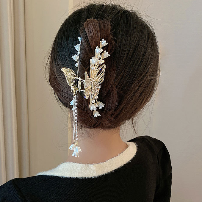 Large%20Butterfly%20Hair%20Claw%20Clips%20Gold%20Flower%20Lily%20of%20The%20Valley%20Violet%20Hair%20Claw%20Clips%20with%20Tassel%20Metal%20Pearl%20Nonslip%20Clamps%20Hair%20Styling%20Accessories%20for%20Thick%20Long%20Hair%20Women%20-%20Image%205