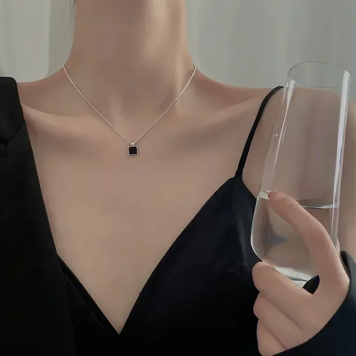 Retro%20Square%20Black%20Zircon%20Pendant%20Necklace%20Chain%20For%20Women%20Titanium%20Steel%20Simplicity%20choker%20Necklace%20Silver%20Plated%20Girls%20Jewelry%20Moonlight%20Shines%20-%20Image%204