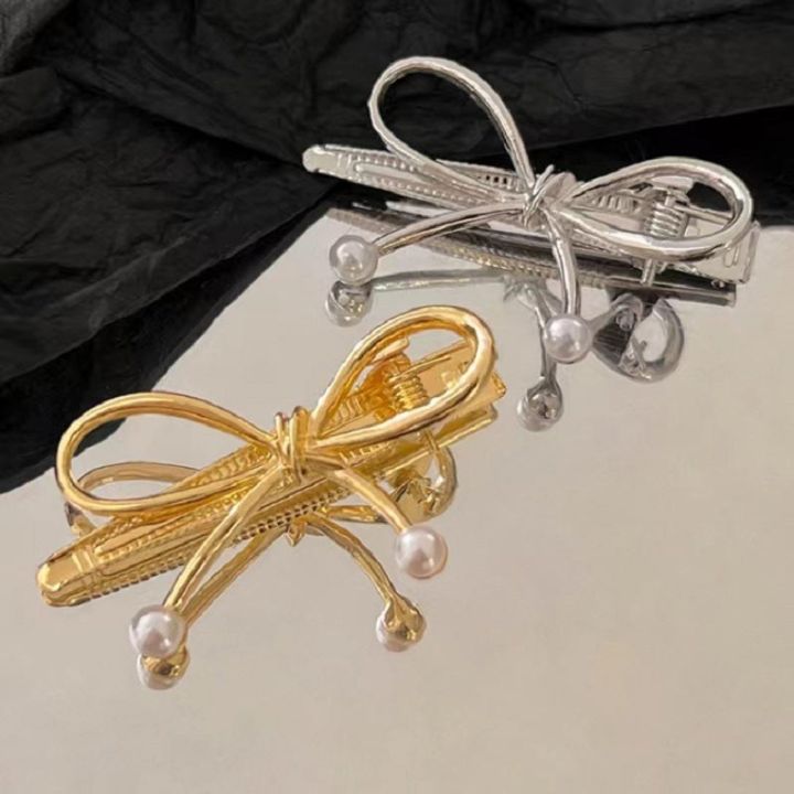 Metal%20Butterfly%20Bow%20Heart%20Hairpins%20Barrettes%20Women%20Y2K%20Korean%20Fashion%20Kpop%20Hair%20Clip%20Accessories%20-%20Image%205