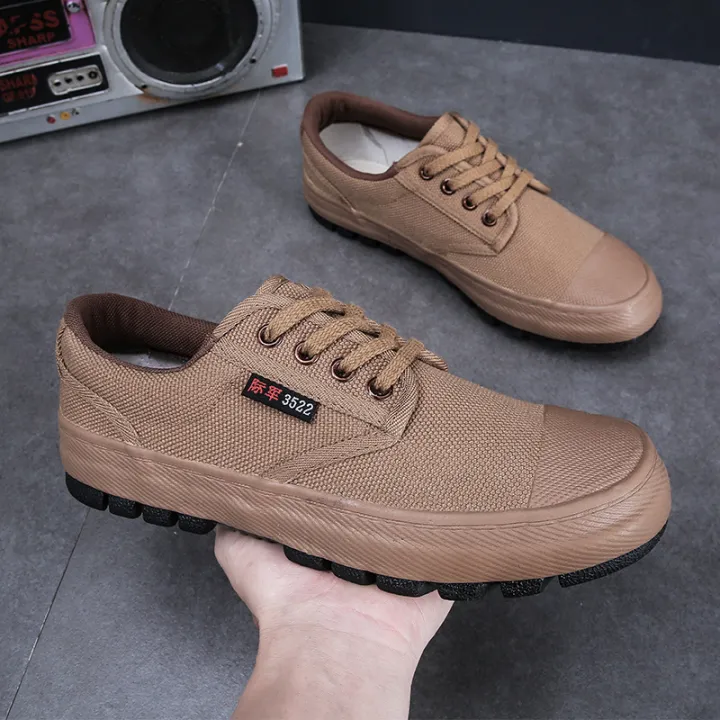 Thickened%20Liberation%20Shoes%20Men's%20Labor%20Protection%20Shoes%20Building%20Construction%20Site%20Shoes%202022%20New%20Rubber%20Shoes%20Wear-Resistant%20Non-Slip%20Breathable%20Canvas%20Shoes%20-%20Image%202