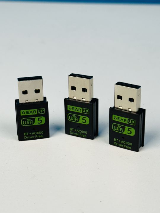 GearUP%20600Mbps%20Dual%20Band%20WiFi%20+%20Bluetooth%20Adapter%20For%20Windows%20PC/Laptop-%20(Driver%20Free%20Version,%20WiFi%20Hotspot%20Supported,%202.4GHz%20+%205GHz)%20-%20Image%202