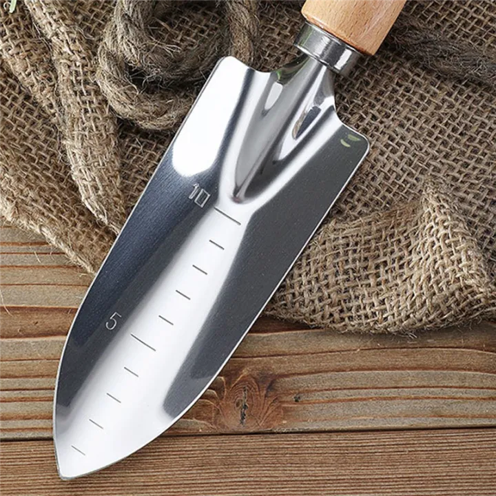 3-Piece%20the%20Garden%20Wooden%20Handle%20Small%20Shovel%20Steel%20Japanese%20Garden%20Tools%20Includes%20A%20Wide%20Shovel,%20A%20Pointed%20Shovel%20and%20A%20Three-Toothed%20Rake%20-%20Image%202