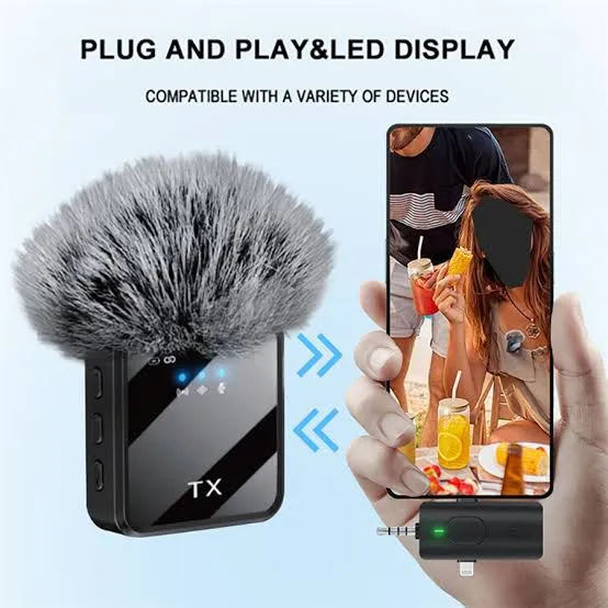 F11-2%20(3%20in%201)%20Collar%20Wireless%20Dual%20Microphone%20pro%20Professional%20Lapel%20Lavalier%20microphone%20iPhone/Android%20&%20Type-C%20Supported%20100&%20Noise%20Cancellation%20-%20Image%203