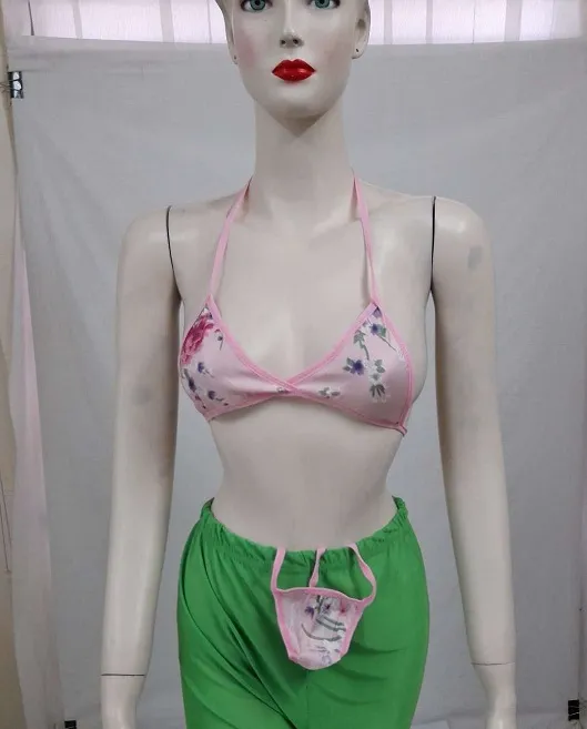 Hot%20Bikini%20Set%20-%20Image%203