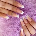 24Pcs Mid-length French False Nail with Diamond Gradient Square Press on Nails Flower Design Nail Wearable Manicure Tools.