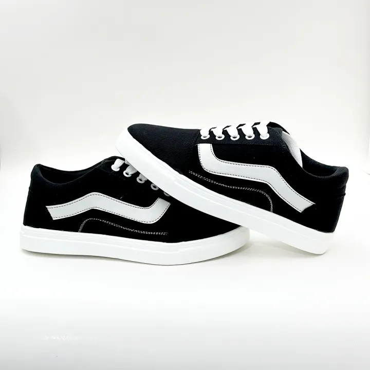 Stander%20Looking%20Stylish%20and%20Fashionable%20Summer%20and%20Winter%20Exclusive%20Sneakers%20Converse%20Shoes%20for%20Men%20-%20Image%207