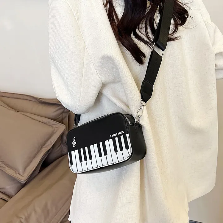 Fashion%20Note%20Girl%20Piano%20Black%20&%20White%20Small%20Square%20Bag%20New%20Bag%20Bag%20Women's%20Bag%20One%20Shoulder%20Crossbody%20Bag%20-%20Image%203