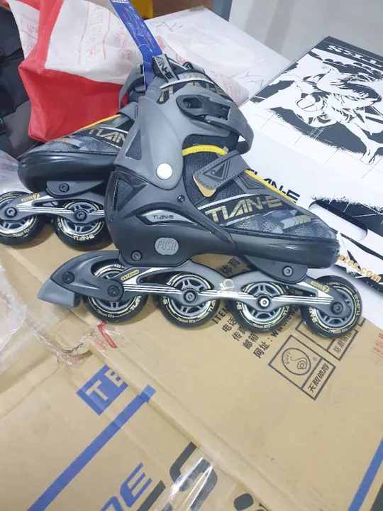 Roller%20Skate%20Shoes%20Inline%20(Size%2042-45-Xl)%20-%20Support%20Favorite%20Team%20With%20Fan%20Shop%20Merchandise%20-%20Including%20Roller%20Skate%20Shoes%20-%20Image%205
