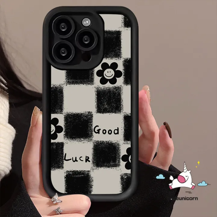 Checkerboard%20Smiley%20Face%20Flower%20Art%20Doodle%20Case%20Compatible%20For%20IPhone%2011%207Plus%2015%2012%2013%2014%20Pro%20Max%20XR%208Plus%20X%20XS%20Max%2015%206%208%207%206S%20Plus%20SE%202020%20Couples%20Angel%20Eye%20Soft%20Cover%20-%20Image%202