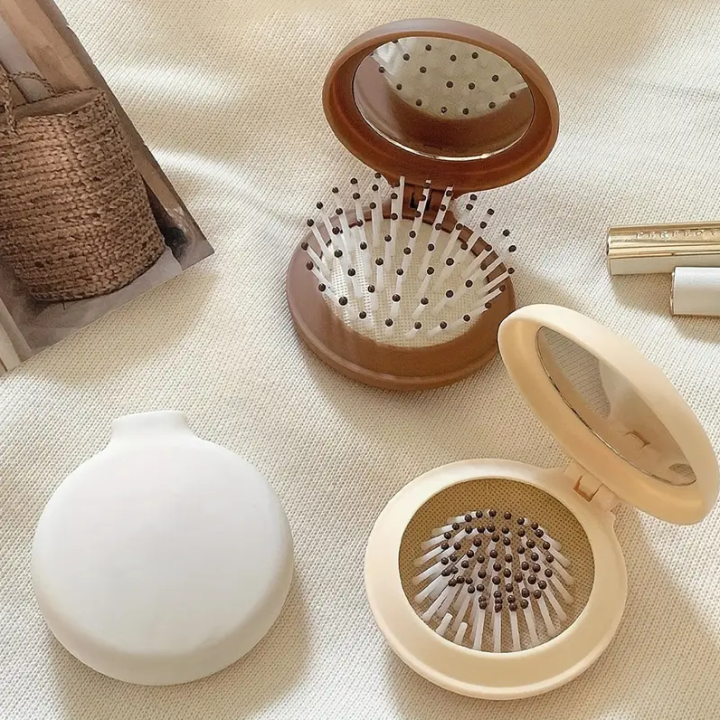 Folding%20Air%20Bag%20Comb%20With%20Mirror%20Compact%20Pocket%20Size%20Portable%20Travel%20Hair%20Brush%20Cosmetic%20Mirror%20Head%20Massager%20-%20Image%205