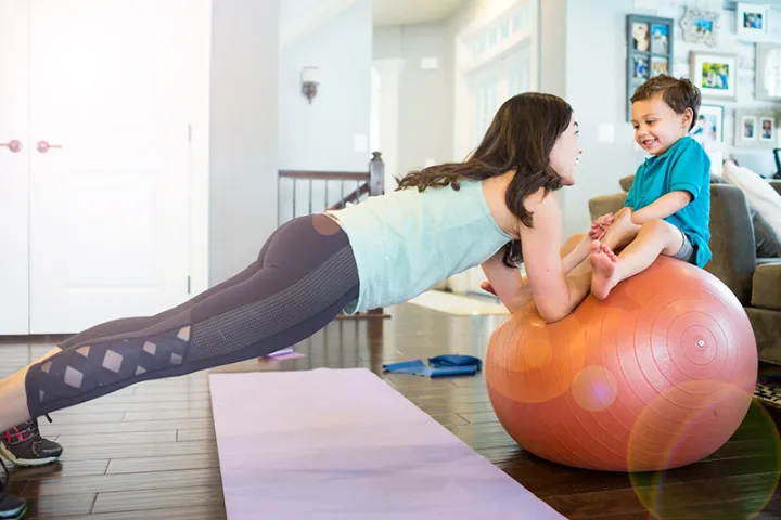Gym%20Exercise%20Ball%20with%20Pumper%20For%20Body%20Fitness%20yoga%20Ball%20(75%20cm)-%20Premium%20Quality%20-%20Image%203