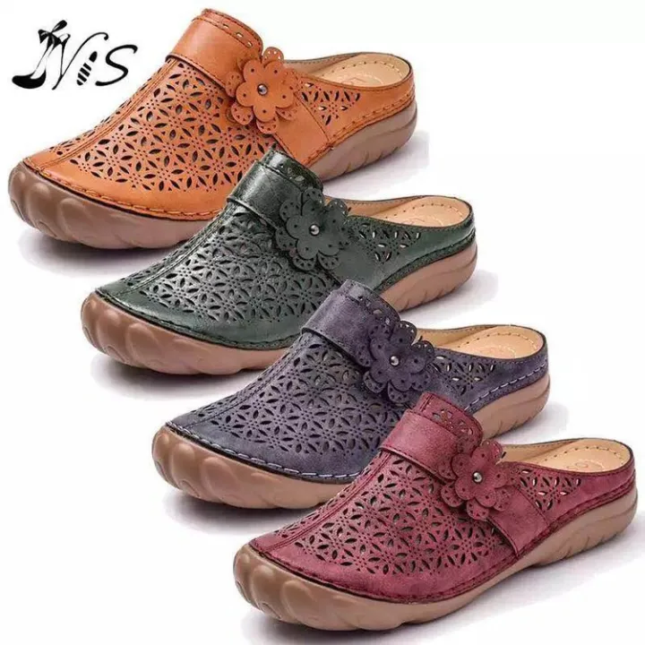 Factory%20direct%20foreign%20trade%20women's%20shoes%202023%20new%20flat%20bottom%20hole%20shoes%20independent%20station%20retro%20twisted%20Baotou%20women's%20half%20drag%20-%20Image%203