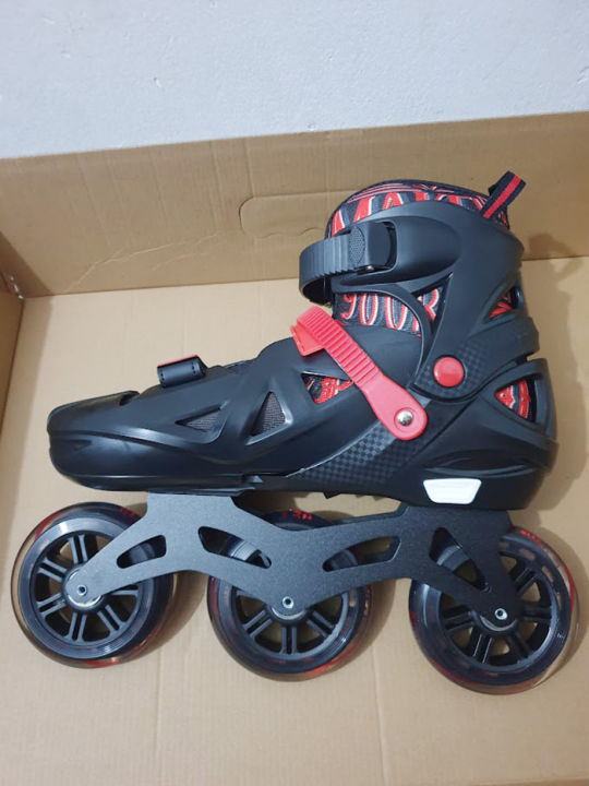 Inline%20Roller%20skate%20Shoes-%203%20Wheel/100mm%20Wheel-size-L%20(39-42)%20-%20Image%202