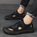 Closed Toe Sandals Men's Summer New Hollow Breathable Deodorant Beach Hole Shoes Men's Outdoor Driving Antiskid Shoe.