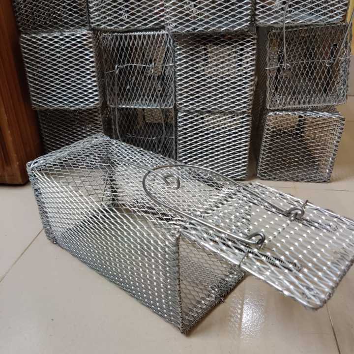 Rat%20/%20Mouse%20Catching%20Trap%20Cage%20(1%20Piece)%20%E2%80%93%20Effective,%20Easy-to-Use,%20Reusable%20Rodent%20Trap%20for%20Small%20&%20Big%20Rats,%20Humane%20Mouse%20&%20Rat%20Catcher%20%7C%20Effective%20&%20Humane%20Rat%20/%20Mouse%20Trap%20Cage%20for%20Home%20or%20Office%20or%20Store%20Room%20Use%20%7C%20Say%20goodbye%20to%20unwanted%20Rat%20/%20Mouse%20-%20Image%208