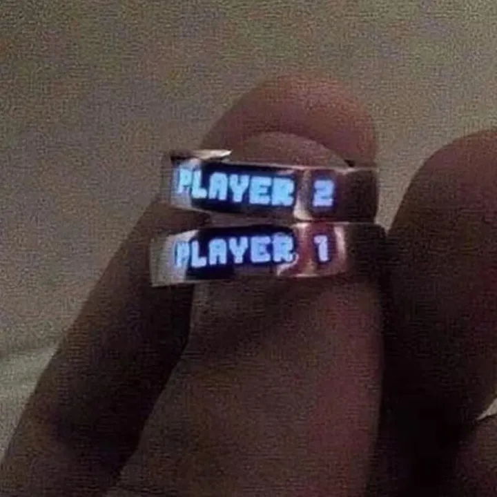 Luminous%20Couple%20Rings%20Glowing%20in%20the%20Dark%20Player%201%20Player%202%20Matching%20Ring%20for%20Girlfriend%20Boyfriend%20Valentine's%20Day%20Gaming%20Gifts%20-%20Image%203