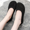Summer Women's Shoes New2023Year Hot Breathable Sandals Soft Bottom Not Tired Feet Old Beijing Cloth Shoes Mom Shoes. 