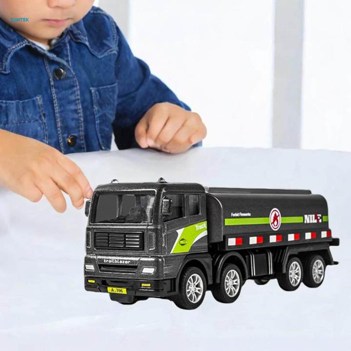 Metal%20Model%20Car%20Tanker%20Truck%20Alloy%20Car%20Model%20Construction%20Vehicle%20for%20Kids%20Oil%20tanker%20truck%20-%20Image%206