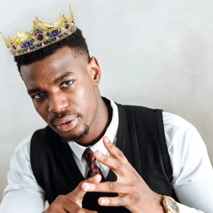 Gold%20King%20Crowns%20for%20Men%20Baroque%20Crystal%20Crown,for%20Theater%20Prom%20Party%20-%20Image%203