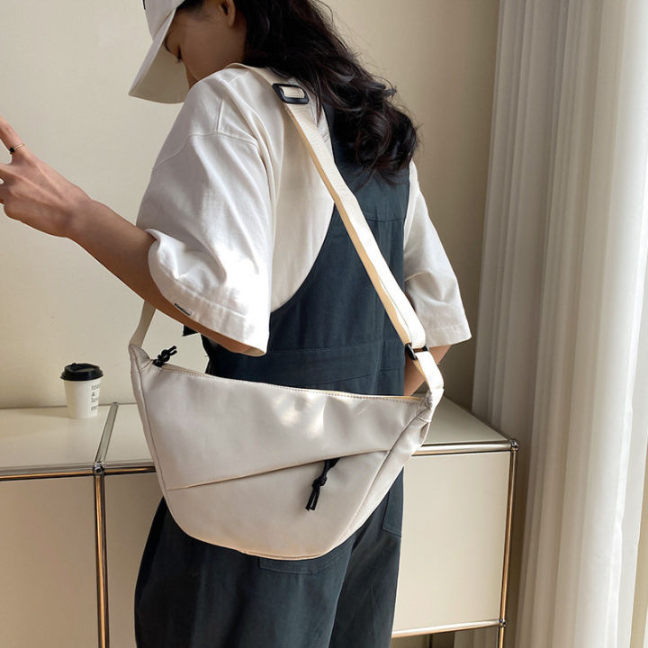 Dumpling%20Bag%20Women's%20Japanese%20Simple%20Solid%20Color%20Shoulder%20BagKorean%20Trendy%20Urban%20Niche%20Nylon%20Water-repellent%20Crossbody%20Bag%20Akane%20-%20Image%202