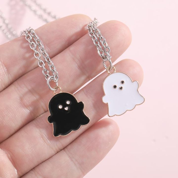 Fashion%20Black%20White%20Ghosts%20Couples%20Necklaces%20for%20Women%20Men%20Cute%20Cartoon%20Lovely%20Charm%20Pendant%20Friendship%20Necklace%20Halloween%20Jewelry%20Gift%20-%20Image%206
