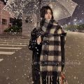 Autumn and Winter New Cashmere-like Plaid Scarf for Women Winter Korean Style Versatile High-Grade Shawl Thickened Warm Scarf Fashion. 