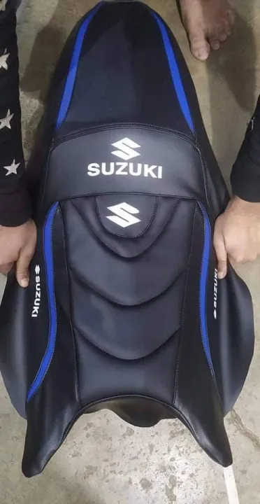 Suzuki%20gixxer%20silver%20modified%20seat%20cover%20-%20Image%204
