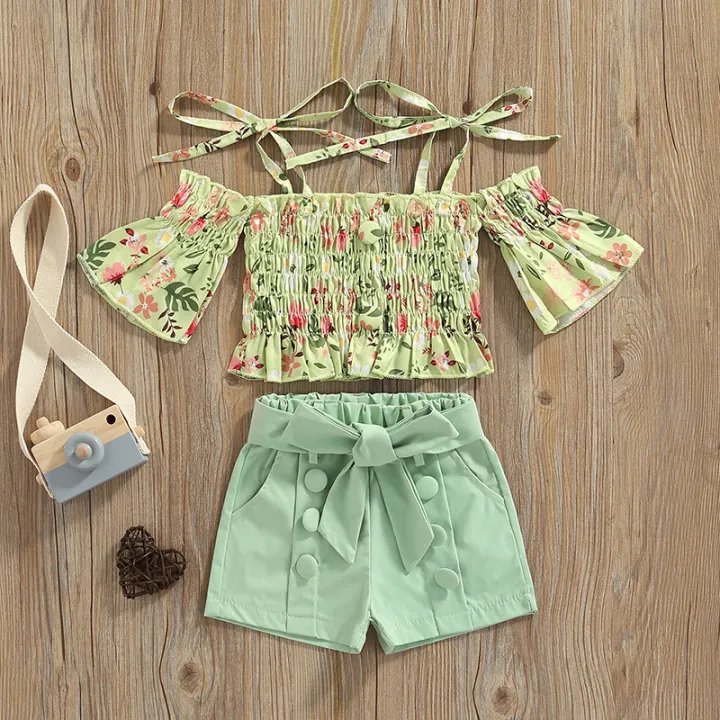 Two%20Piece%20Girl%E2%80%99s%20Clothes%20Set%20Fashion%20Printed%20Mid-sleeve%20T-shirt%20and%20Solid%20Color%20Short%20Pants%20with%20Belt%20-%20Image%203