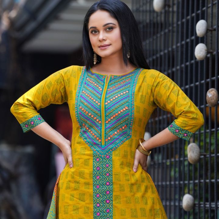 block dress design bangladesh New Design Unstitched Block Print Three Piece, Three piece, Three piece price in bangladesh, Desi dress, Wholesale three piece, Three piece price in