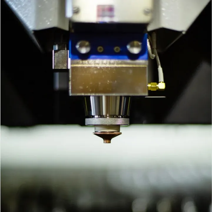 Raytools%20Bodor%20WSX%20Fiber%2027.9%204.1%20Laser%20Protective%20Glass%20Windows%20For%20Trumpf%20Precitec%20Procutter%20Protection%20Lenses%2030x5%2027.9x4.1%20-%20Image%204