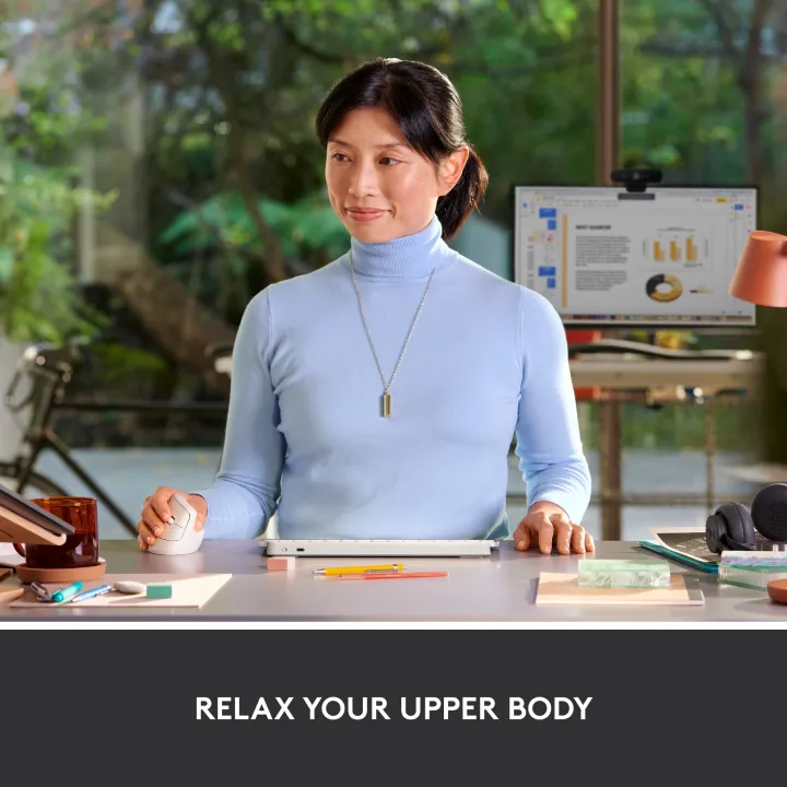 Logitech%20Lift%20Vertical%20Ergonomic%20Mouse,%20Wireless,%20Bluetooth%20or%20Logi%20Bolt%20USB%20Receiver,%20Quiet%20clicks,%204%20Buttons,%20Compatible%20with%20Windows/macOS/iPadOS,%20Laptop,%20PC%20-%20Image%204