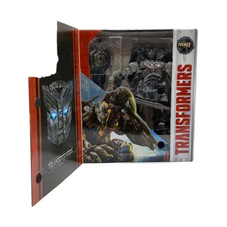 Hasbro%20Transformers%20Optimus%20Prime%20-%20Image%204