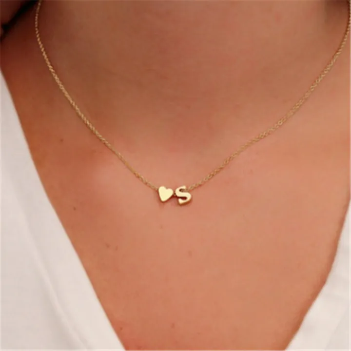 Simple%20Heart-shaped%20Letter%20Necklace%20Temperament%20With%20The%20Letter%20S%20Love%20Collarbone%20Chain%20Necklace%20-%20Image%203
