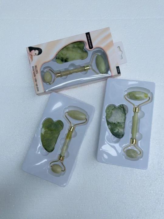 2Pcs/set%20Green%20Natural%20Stone%20Jade%20Massage%20Spa%20Roller%20+%20Gua%20Sha%20Board%20Scrapers%20Plate%20for%20Face%20Body%20Anti-aging%20Facial%20Massage%20Jade%20Roller%20Set%20Skin%20Care%20Tools%20-%20Image%207