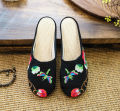 Slippers, Chinese style, spring and summer embroidered cloth shoes, baotou, home half slippers, women's external wearing slippers. 