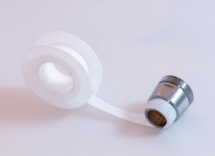 PTFE%20Teflon%20Thread%20Seal%20Tape%20For%20Plumbing,%20PTFE%20Water%20Pipe%20Sealing%20Tape%20Roll%20%5B12mm%20x%2012m%20x%200.08mm%5D%20-%20Image%206