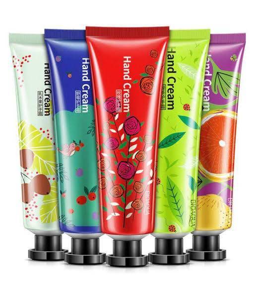 BIOAQUA Hand Creams For Whitening And Plant Extract Fragrance Moisturizing Nourishing Hand Cream (150 g)