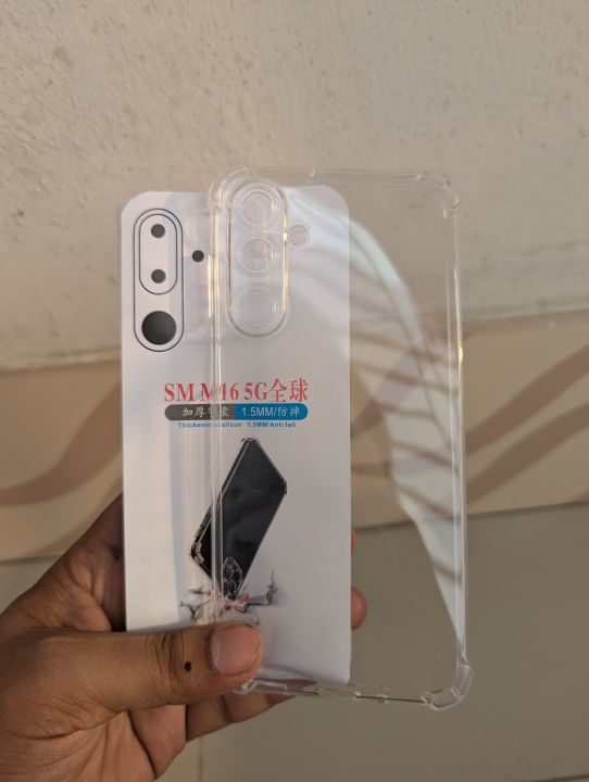 Samsung%20Galaxy%20M16%205G%20Soft%20TPU%20Back%20Cover%20Shockproof%20Silicone%20Bumper%20-%20Transparent%20-%20Image%204