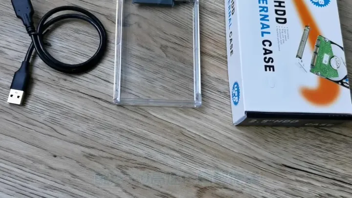 Clairlio%202.5%20inch%20Plastic%20Transparent%20HDD%20SSD%20Case%20SATA%203%20to%20USB%203.0%20Hard%20Drive%20Enclosure%20-%20Image%208