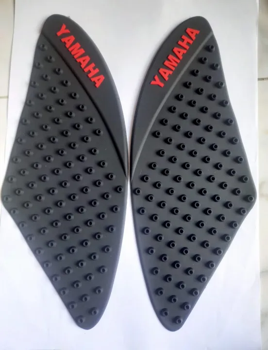 Motorcycle%20Fuel%20Tank%20Pad%20Anti%20Slip%20Protector%20Stickers%20Knee%20Grip%20Side%20Decals%20For%20Yamaha%20FZ-S%20or%20Fazer-%20Thai%20Pad%20Red%20in%20Black%20-%20Image%202