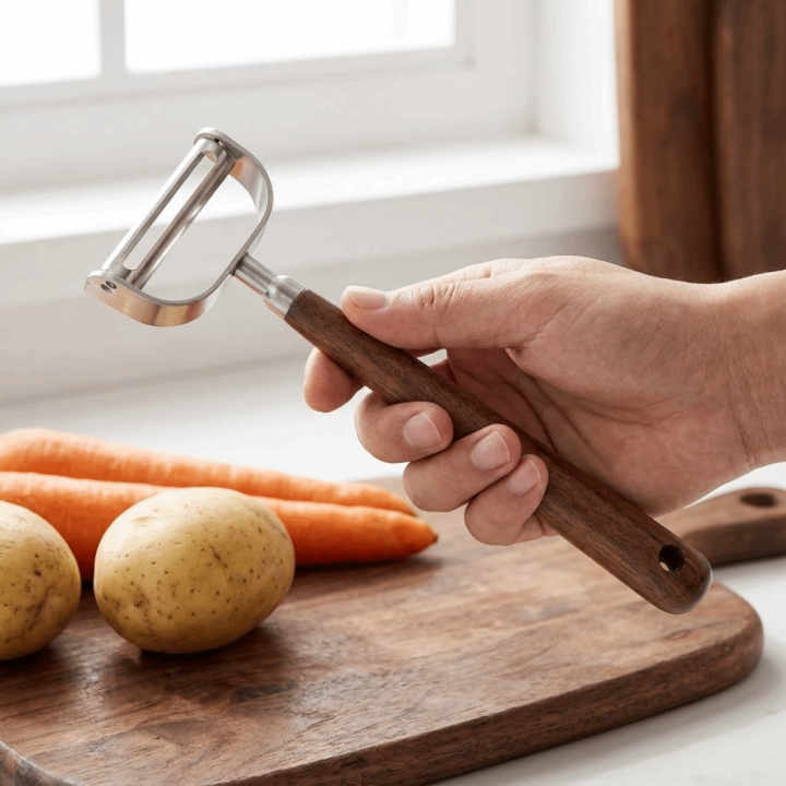 U-Shaped/D-Shaped%20Walnut%20Wood%20Peeler%20Non-slip%20Efficient%20Fruit%20Peeler%20Retro%20Peeling%20Machine%20Picnic%20-%20Image%207